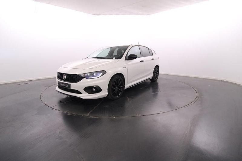 Branco Usado 2021 Fiat Tipo | € 17.450 (Preço elevado) - Imagem 1/4
