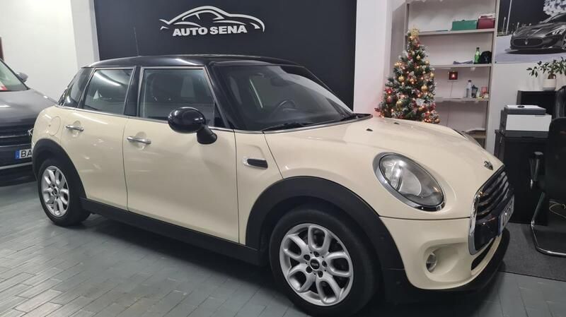 Branco Usado 2017 Mini Cooper D Citadino | € 18.900 (Preço justo) - Imagem 1/4