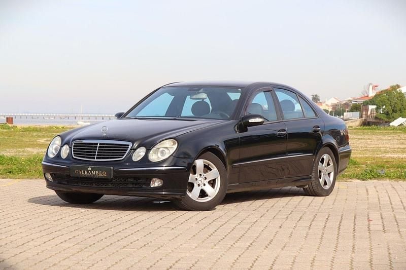 Preto Usado 2003 Mercedes E220 Avantgarde Carrinha | € 7.990 (Preço justo) - Imagem 1/4