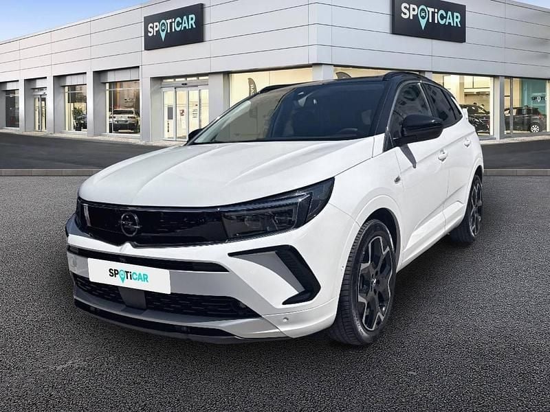 Branco Usado 2024 Opel Grandland X Ultimate SUV | € 30.250 (Preço justo) - Imagem 1/4