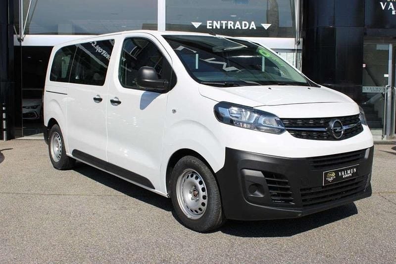 Usado Opel Vivaro Essentia 102 HP (75 kW) 2022 Branco Monovolume