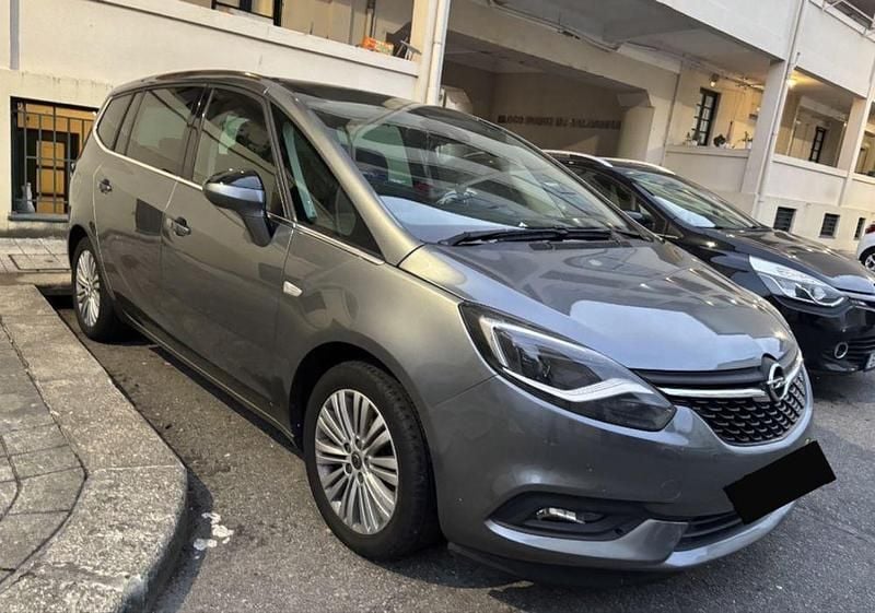 Usado 2017 Opel Zafira Tourer Monovolume | € 12.000 - Imagem 1/4