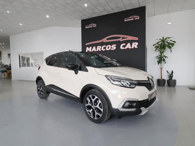 Bege Usado 2017 Renault Captur SUV | € 14.700 (Preço elevado) - Imagem 1/1