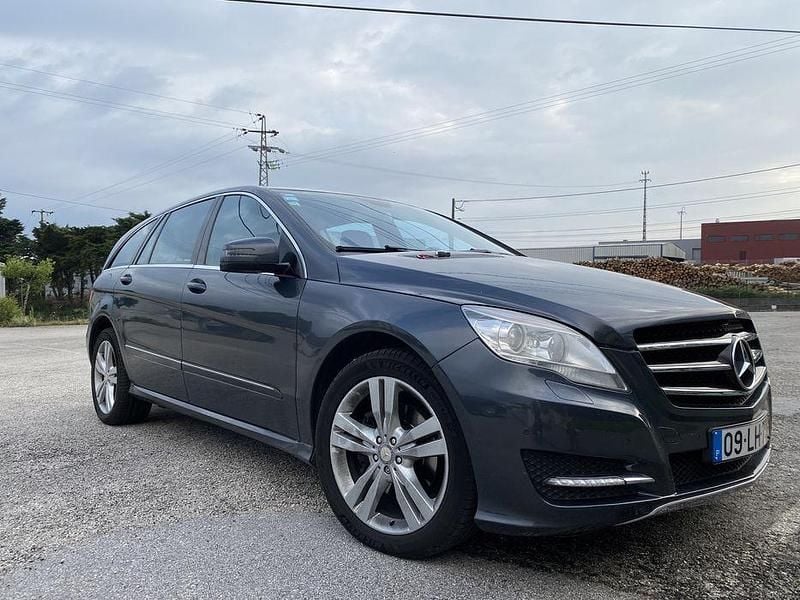 Usado 2011 Mercedes R350 Monovolume | € 12.500 - Imagem 1/4