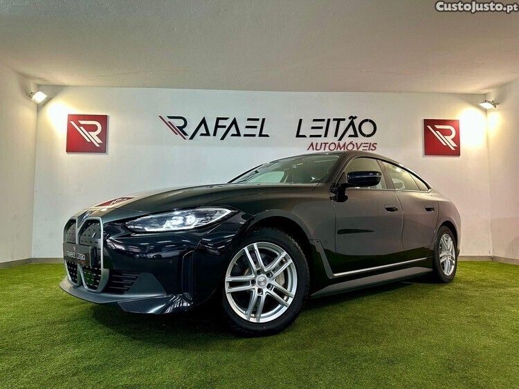 Preto Usado 2023 BMW i4 Sedan | € 39.950 (Preço justo) - Imagem 1/1