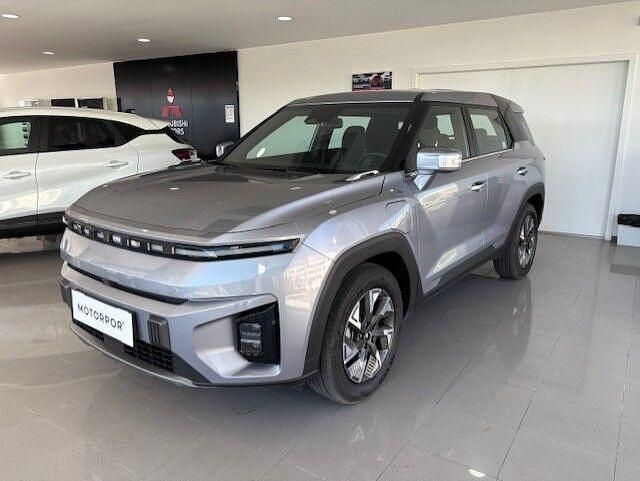 Cinza Usado 2025 Ssangyong (KGM) Torres EVX SUV | € 36.900 - Imagem 1/4