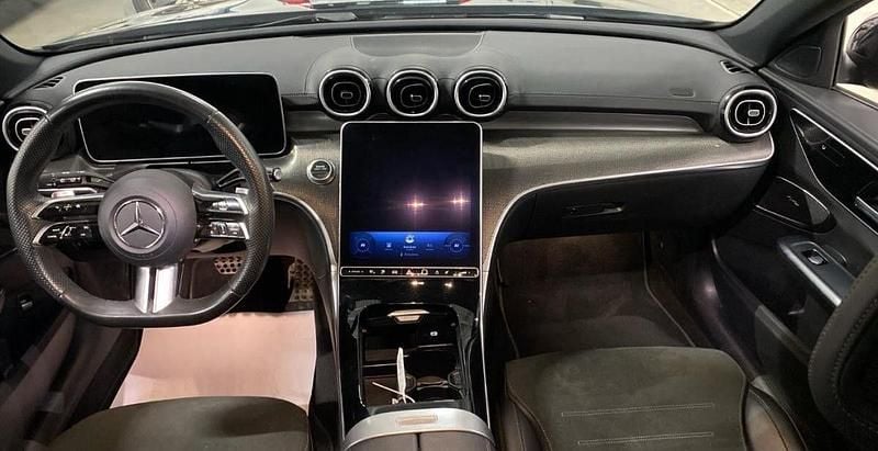 Usado Mercedes C300 AMG line 313 HP (230 kW) 2023 Preto Carrinha