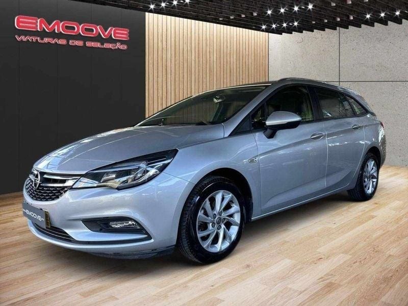 Cinzento Usado 2019 Opel Astra Edition Carrinha | € 15.980 (Caro) - Imagem 1/4