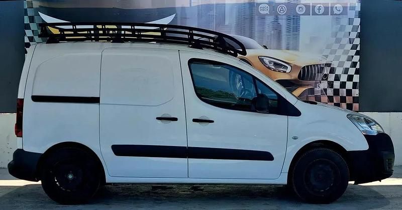 Usado Citroën Berlingo 102 HP (75 kW) 2018 Branco Monovolume