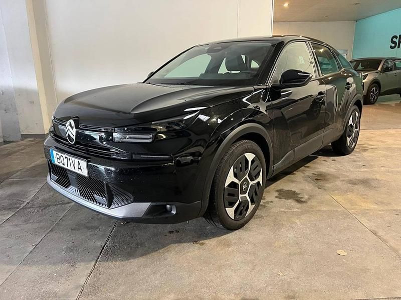 Usado Citroën C4 136 HP (100 kW) 2025 Preto SUV