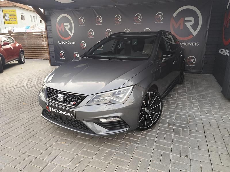 Cinza Usado 2018 Cupra Leon Carrinha | € 28.900 (Preço justo) - Imagem 1/2