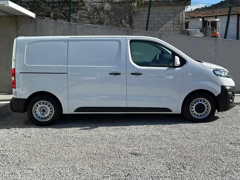 Usado Fiat Scudo 120 HP (88 kW) 2022 Branco Van