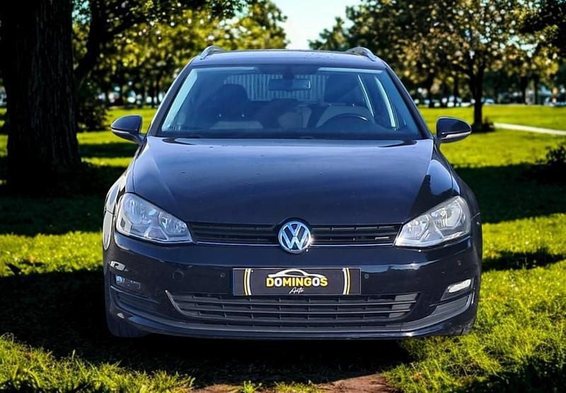 Usado VW Golf VII 105 HP (77 kW) 2015 Preto Carrinha