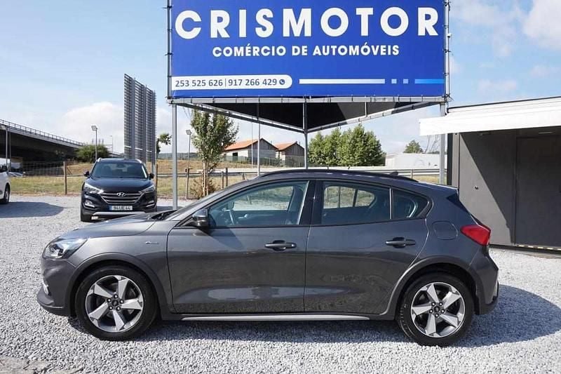 Cinzento Usado 2020 Ford Focus | € 15.650 (Preço justo) - Imagem 1/4
