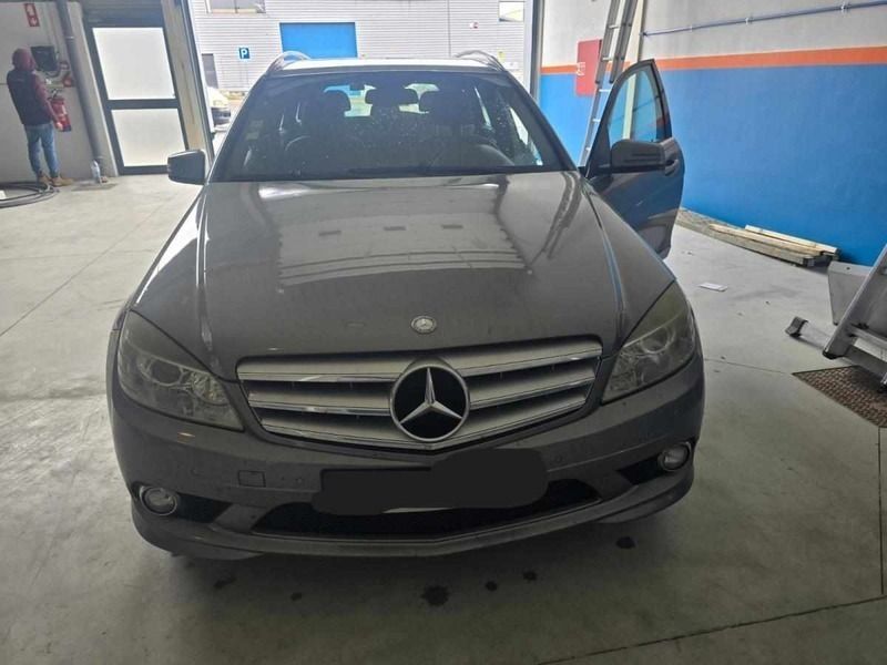 Cinzento Usado 2010 Mercedes C250 Carrinha | € 13.000 (Preço justo) - Imagem 1/4
