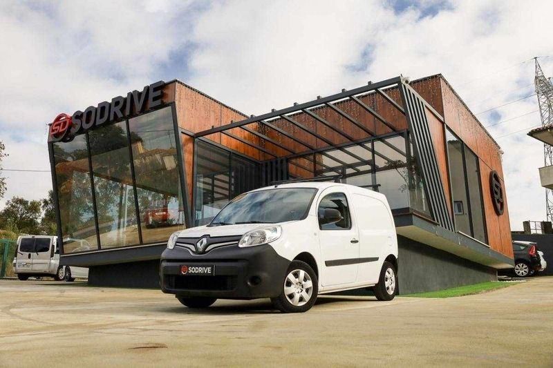 Branco Usado 2018 Renault Kangoo Monovolume | € 11.900 (Preço justo) - Imagem 1/4