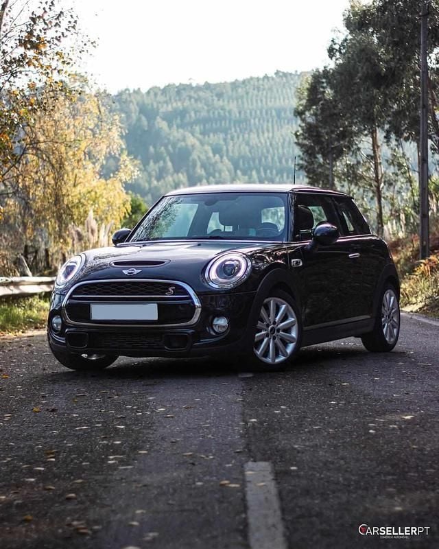 Preto Usado 2016 Mini Cooper Citadino | € 21.850 (Preço justo) - Imagem 1/4