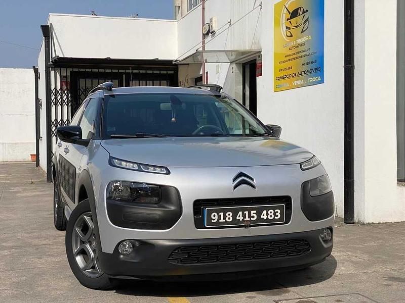 Cinzento Usado 2015 Citroën C4 Cactus Citadino | € 12.490 (Preço justo) - Imagem 1/4