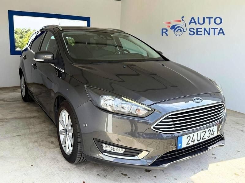 Cinza Usado 2018 Ford Focus Titanium Carrinha | € 12.600 (Preço justo) - Imagem 1/4