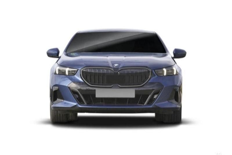 Novo BMW 530 Comfort Edition 299 HP (219 kW) 2025 Sedan