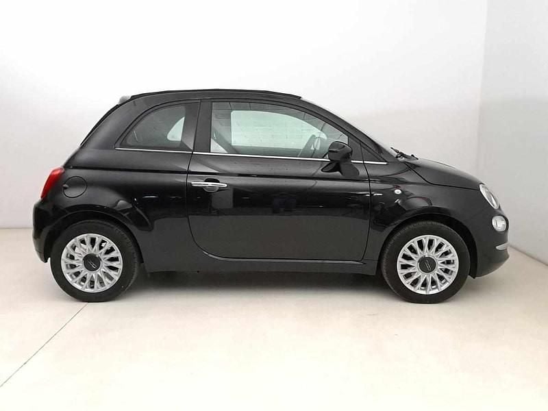 Usado Fiat 500C 70 HP (51 kW) 2024 Preto Cabrios