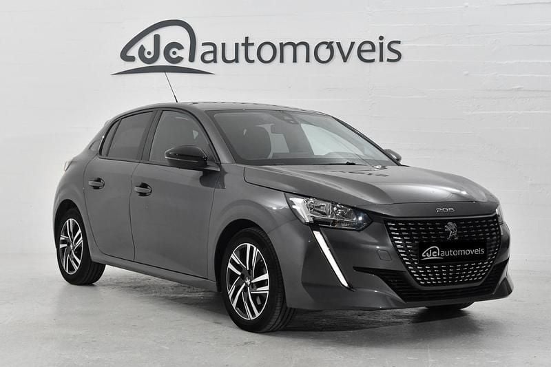 Cinza Usado 2023 Peugeot 208 Active Citadino | € 16.900 (Preço justo) - Imagem 1/4