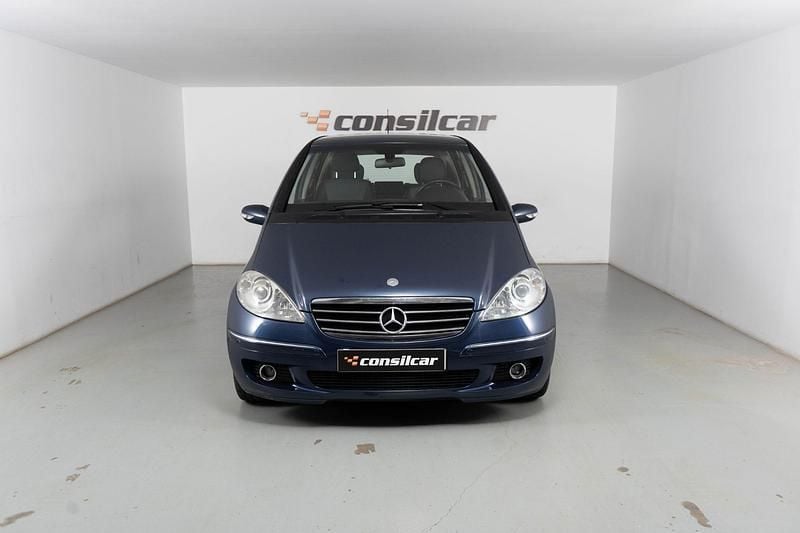 Azul Usado 2006 Mercedes A150 Avantgarde Citadino | € 6.980 (Preço elevado) - Imagem 1/4