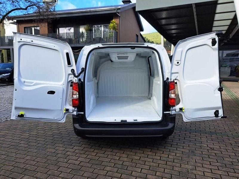 Usado Fiat Doblò 100 HP (73 kW) 2023 Branco Monovolume