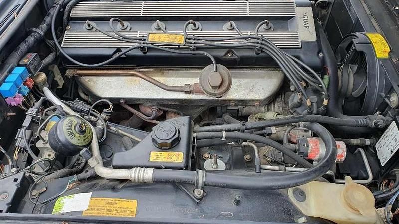 Usado Jaguar XJ6 Sovereign 225 HP (165 kW) 1993 Preto Sedan