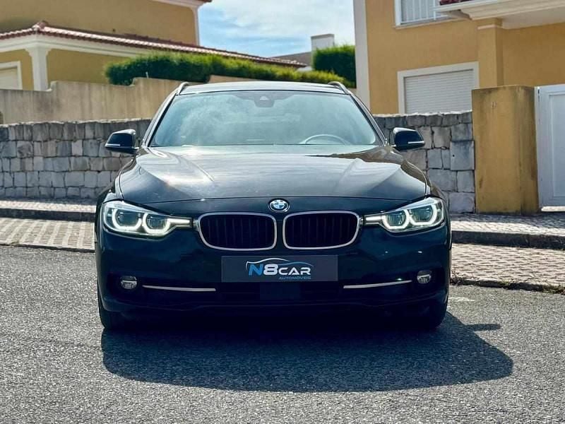 Usado BMW 320 190 HP (139 kW) 2019 Preto Sedan