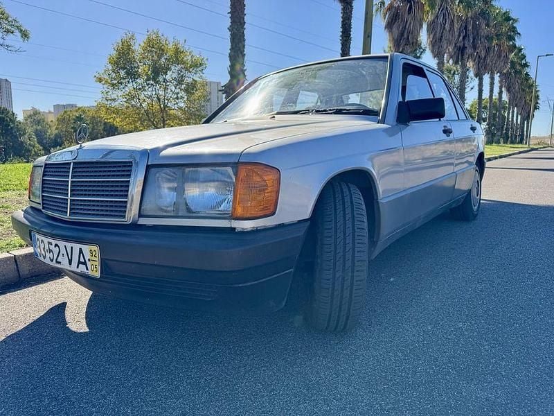 Usado 1992 Mercedes 190 Sedan | € 2.750 - Imagem 1/4