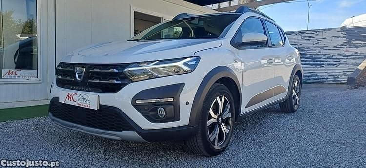Branco Usado 2021 Dacia Sandero Stepway Citadino | € 14.900 (Preço justo) - Imagem 1/1