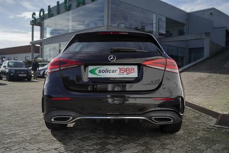 Usado Mercedes A180 AMG line 116 HP (85 kW) 2018 Preto Citadino