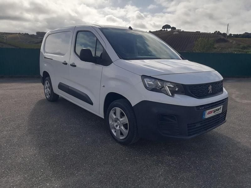 Branco Usado 2020 Peugeot Partner Van | € 14.000 (Preço justo) - Imagem 1/4