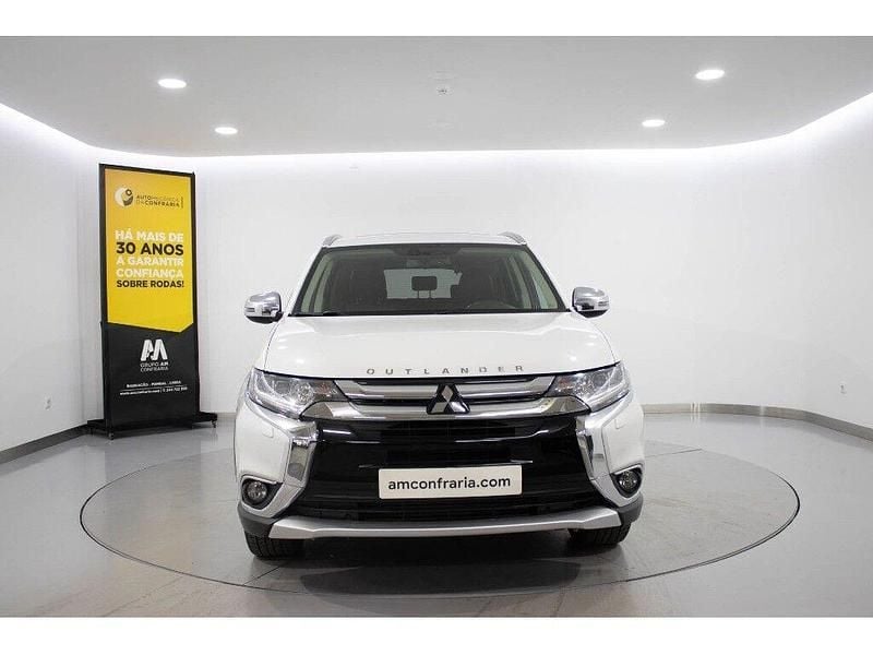 Branco Usado 2016 Mitsubishi Outlander Instyle SUV | € 19.980 (Caro) - Imagem 1/4