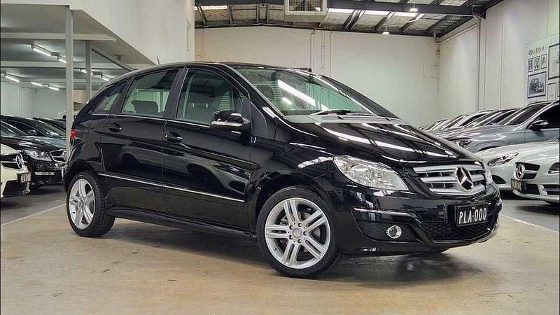 Usado 2010 Mercedes B180 Monovolume | € 12.500 (Preço elevado) - Imagem 1/1