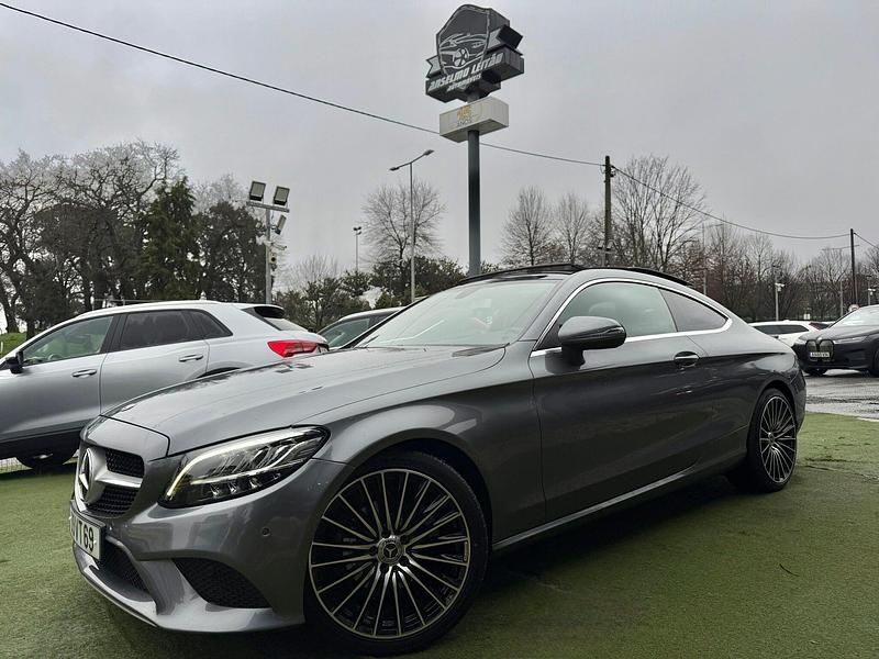 Usado Mercedes C220 194 HP (142 kW) 2018 Cinza Coupé