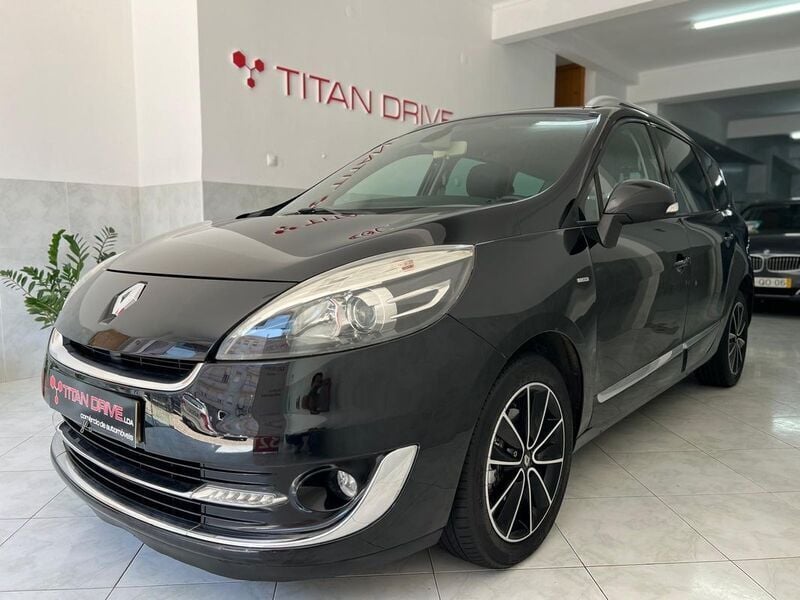 Preto Usado 2013 Renault Scénic III Bose Edition Monovolume | € 9.300 (Bom preço) - Imagem 1/4