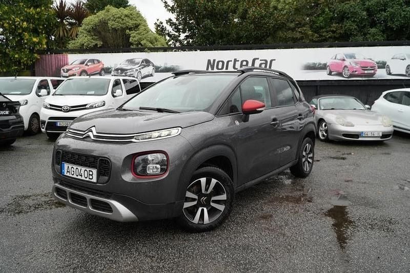 Cinza Usado 2021 Citroën C3 Feel SUV | € 11.900 - Imagem 1/4