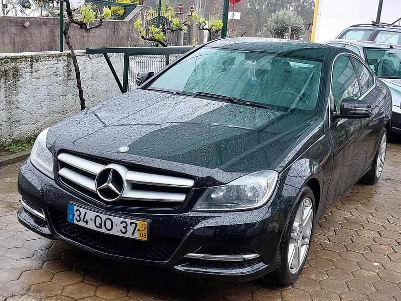 Preto Usado 2015 Mercedes C220 Coupé | € 16.500 - Imagem 1/4