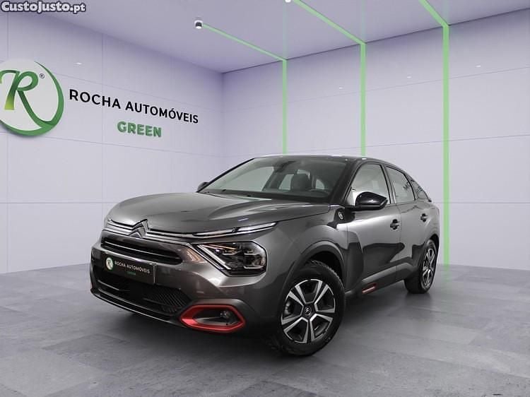 Cinza Usado 2023 Citroën e-C4 Shine | € 21.999 (Preço justo) - Imagem 1/1
