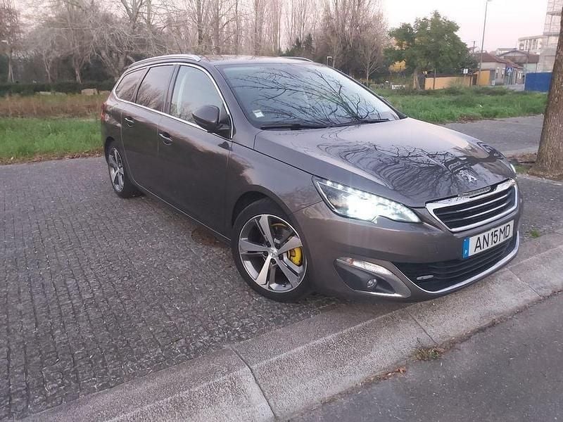 Usado 2015 Peugeot 308 Sedan | € 9.000 (Bom preço) - Imagem 1/4