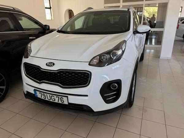 Branco Usado 2018 Kia Sportage SUV | € 17.500 - Imagem 1/4