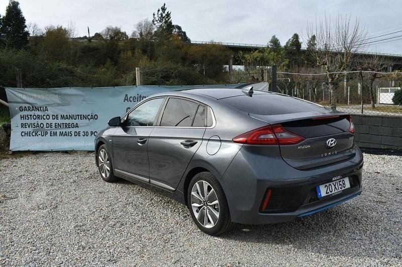 Usado Hyundai Ioniq 141 HP (103 kW) 2019 Cinza Citadino