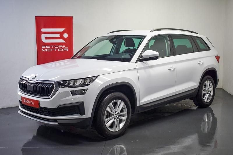 Branco Usado 2023 Skoda Kodiaq Ambition SUV | € 36.900 (Preço justo) - Imagem 1/4