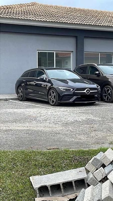 Preto Usado 2020 Mercedes CLA180 Sedan | € 26.000 (Preço justo) - Imagem 1/4