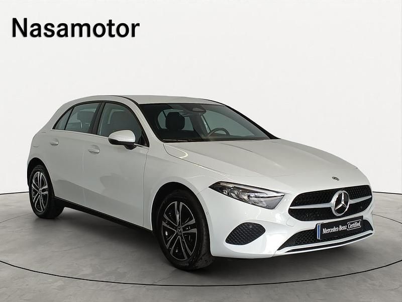 Branco Usado 2023 Mercedes A250 | € 34.900 (Bom preço) - Imagem 1/4