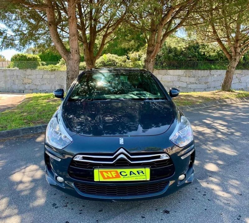 Usado Citroën DS5 163 HP (119 kW) 2012 Azul Citadino