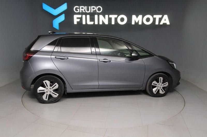 Cinza Usado 2021 Honda Jazz Executive Citadino | € 19.990 (Preço justo) - Imagem 1/4