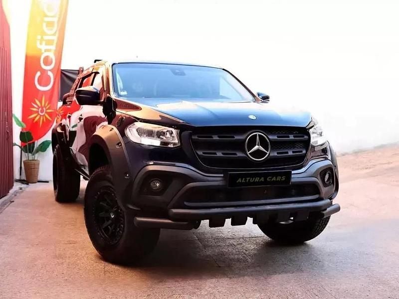 Azul Usado 2018 Mercedes X250 Pickup | € 39.800 - Imagem 1/4